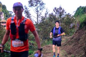 BIB: 704
                            <button type="button" onclick="openModal(24848597)" class="btn btn-primary btn-sm float-right btn-popup" data-toggle="modal" data-target=".modal-high-quality">
                        <i class="fas fa-shopping-cart"></i> Add to Cart
                    </button>
                                            <button type="button" onclick="isThisMe(24848597, true)" class="btn btn-success btn-sm float-right btn-popup btn-isme hidden" data-toggle="tooltip" data-placement="bottom" title="นี่คือรูปของคุณใช่ไหม คลิกที่นี่เพื่อเอาเข้าอัลบั้ม">
                        <i class="fas fa-plus"></i> Add to album
                    </button>
                    <button type="button" onclick="isThisMe(24848597, false)" class="btn btn-warning btn-sm float-right btn-popup btn-isnotme hidden">
                        <i class="fas fa-ban"></i> Remove from album
                    </button>